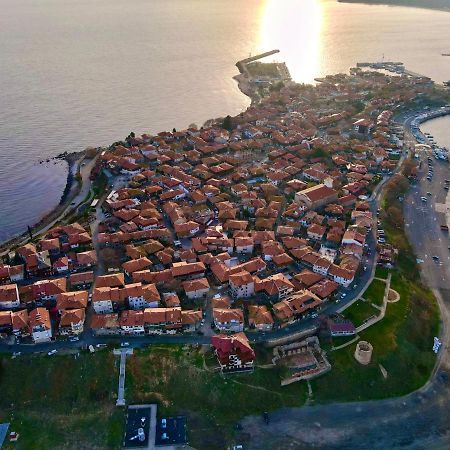 Family Hotel Lebed Neszebar Kültér fotó