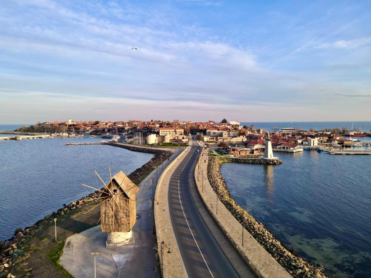 Family Hotel Lebed Neszebar Kültér fotó