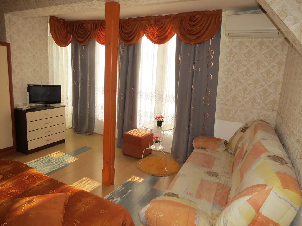 Family Hotel Lebed Neszebar Szoba fotó