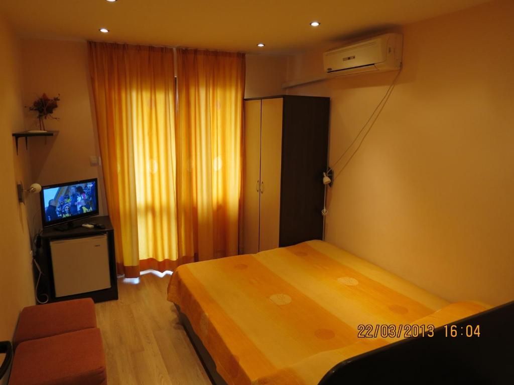 Family Hotel Lebed Neszebar Szoba fotó