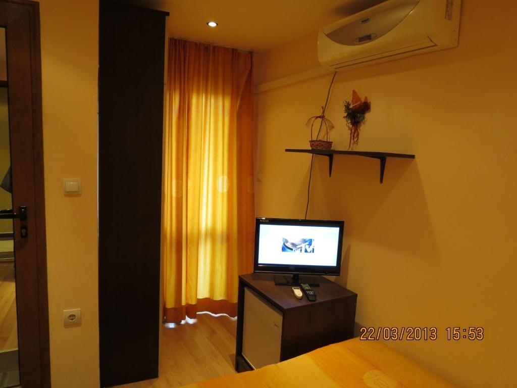 Family Hotel Lebed Neszebar Szoba fotó